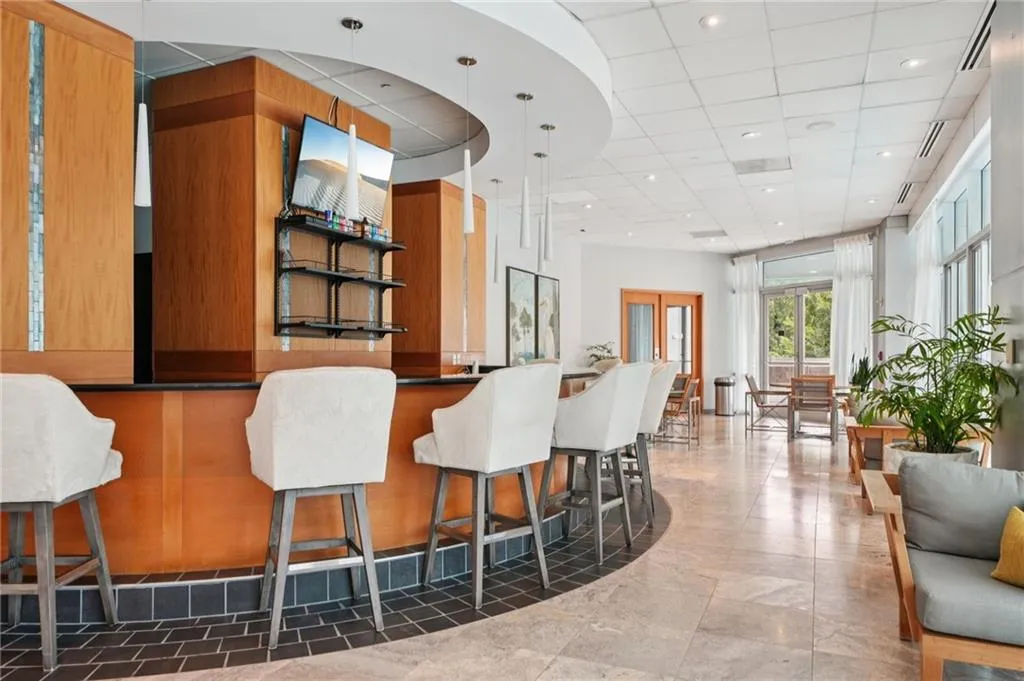 3338 Peachtree Road Ne Unit 1907, Atlanta, Georgia 30326, 2 Bedrooms Bedrooms, ,2 BathroomsBathrooms,Residential,For Sale,3338 Peachtree Road Ne Unit 1907,7632965
