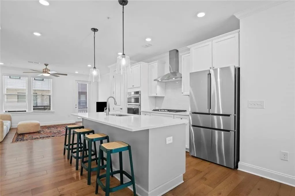6623 Beacon Drive, Atlanta, Georgia 30328, 3 Bedrooms Bedrooms, ,3 BathroomsBathrooms,Residential,For Sale,6623 Beacon Drive,7741663
