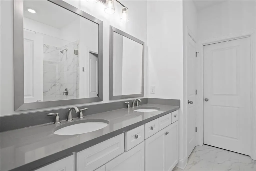 6623 Beacon Drive, Atlanta, Georgia 30328, 3 Bedrooms Bedrooms, ,3 BathroomsBathrooms,Residential,For Sale,6623 Beacon Drive,7741663