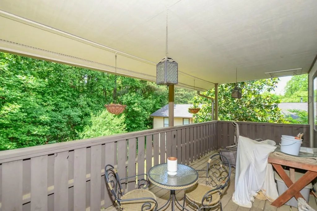 909 Woodcliff Drive Unit 909, Atlanta, Georgia 30350, 2 Bedrooms Bedrooms, ,2 BathroomsBathrooms,Residential,Sold,909 Woodcliff Drive Unit 909,5536949