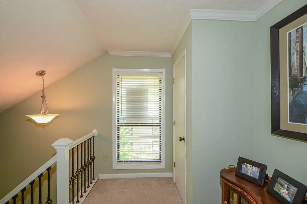 909 Woodcliff Drive Unit 909, Atlanta, Georgia 30350, 2 Bedrooms Bedrooms, ,2 BathroomsBathrooms,Residential,Sold,909 Woodcliff Drive Unit 909,5536949