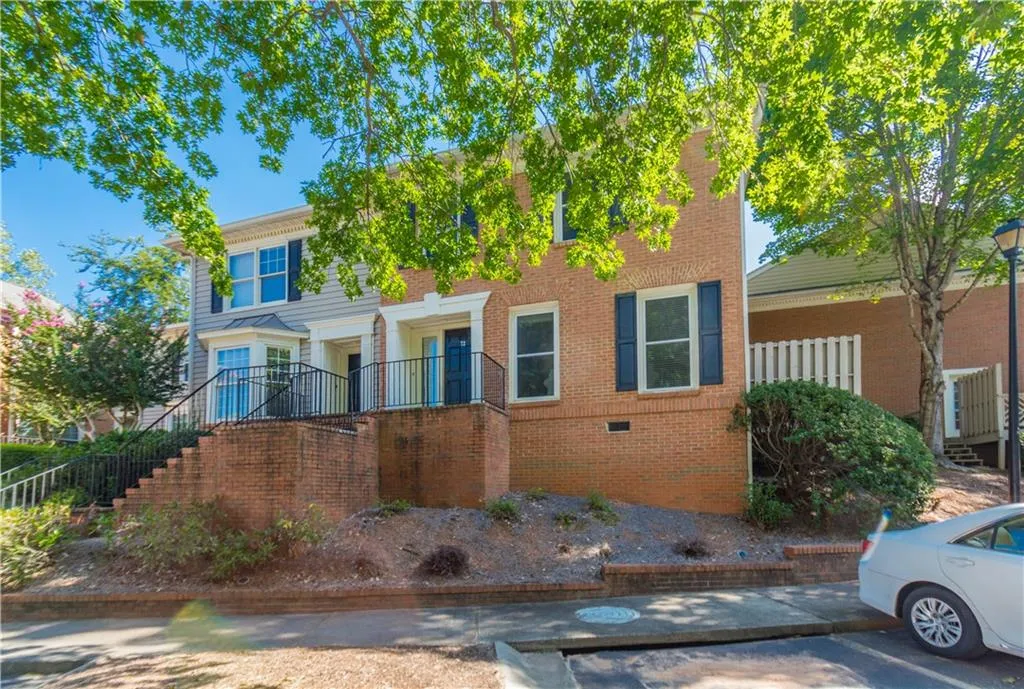 72 Mount Vernon Circle Unit 72, Dunwoody, Georgia 30338, 3 Bedrooms Bedrooms, ,2 BathroomsBathrooms,Residential,Sold,72 Mount Vernon Circle Unit 72,5896222