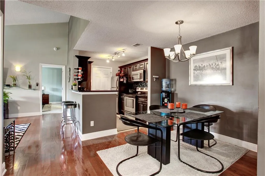 6305 Santa Fe Parkway, Sandy Springs, Georgia 30350, 2 Bedrooms Bedrooms, ,2 BathroomsBathrooms,Residential,Sold,6305 Santa Fe Parkway,5958402