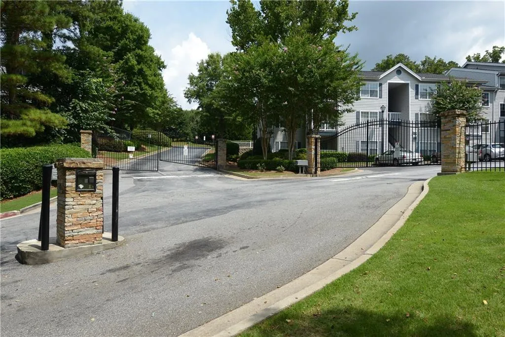 6305 Santa Fe Parkway, Sandy Springs, Georgia 30350, 2 Bedrooms Bedrooms, ,2 BathroomsBathrooms,Residential,Sold,6305 Santa Fe Parkway,5958402