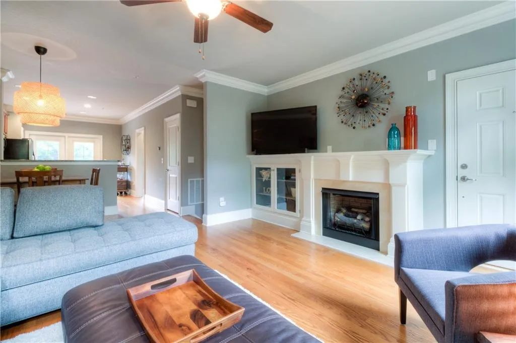 873 Perennial Drive Unit 109, Atlanta, Georgia 30328, 2 Bedrooms Bedrooms, ,2 BathroomsBathrooms,Residential,Sold,873 Perennial Drive Unit 109,6012669