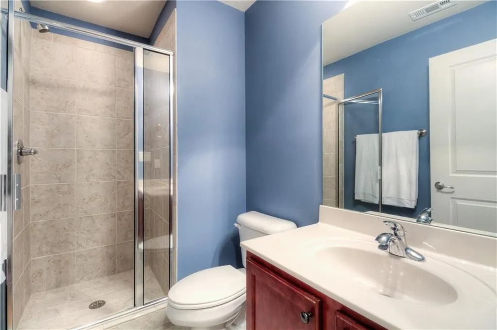 873 Perennial Drive Unit 109, Atlanta, Georgia 30328, 2 Bedrooms Bedrooms, ,2 BathroomsBathrooms,Residential,Sold,873 Perennial Drive Unit 109,6012669