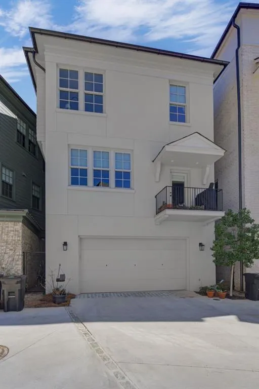 81 Delmont Drive Ne, Atlanta, Georgia 30305, 4 Bedrooms Bedrooms, ,3 BathroomsBathrooms,Residential,For Sale,81 Delmont Drive Ne,7541975