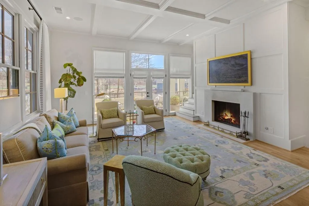 81 Delmont Drive Ne, Atlanta, Georgia 30305, 4 Bedrooms Bedrooms, ,3 BathroomsBathrooms,Residential,For Sale,81 Delmont Drive Ne,7541975