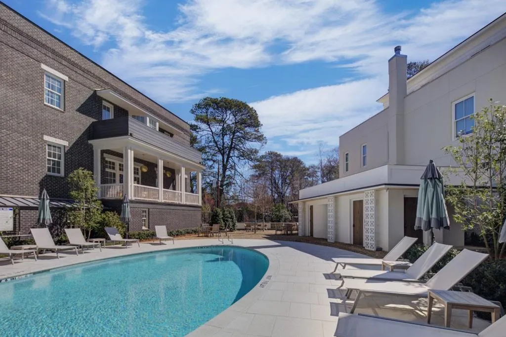 81 Delmont Drive Ne, Atlanta, Georgia 30305, 4 Bedrooms Bedrooms, ,3 BathroomsBathrooms,Residential,For Sale,81 Delmont Drive Ne,7541975