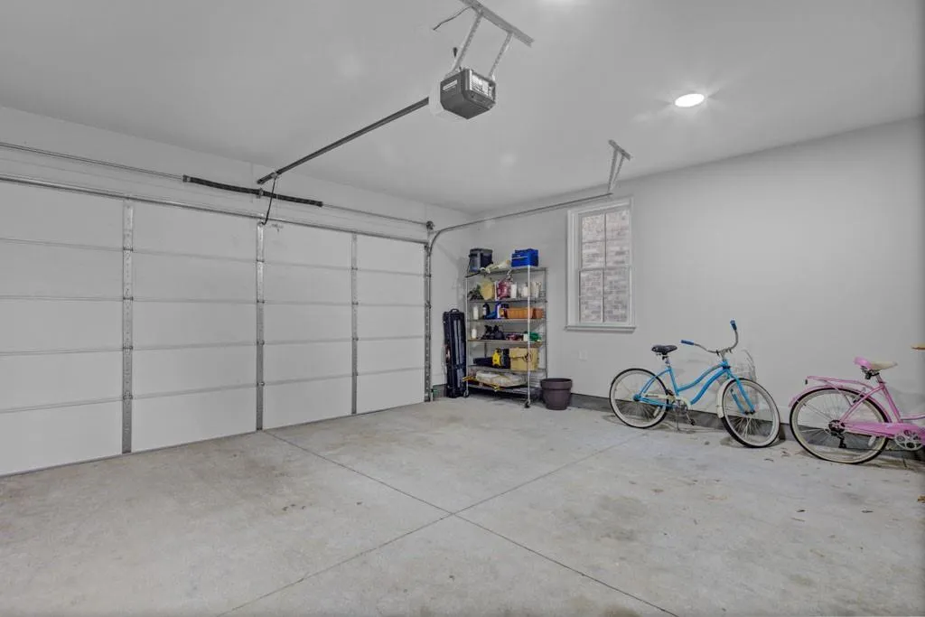 81 Delmont Drive Ne, Atlanta, Georgia 30305, 4 Bedrooms Bedrooms, ,3 BathroomsBathrooms,Residential,For Sale,81 Delmont Drive Ne,7541975