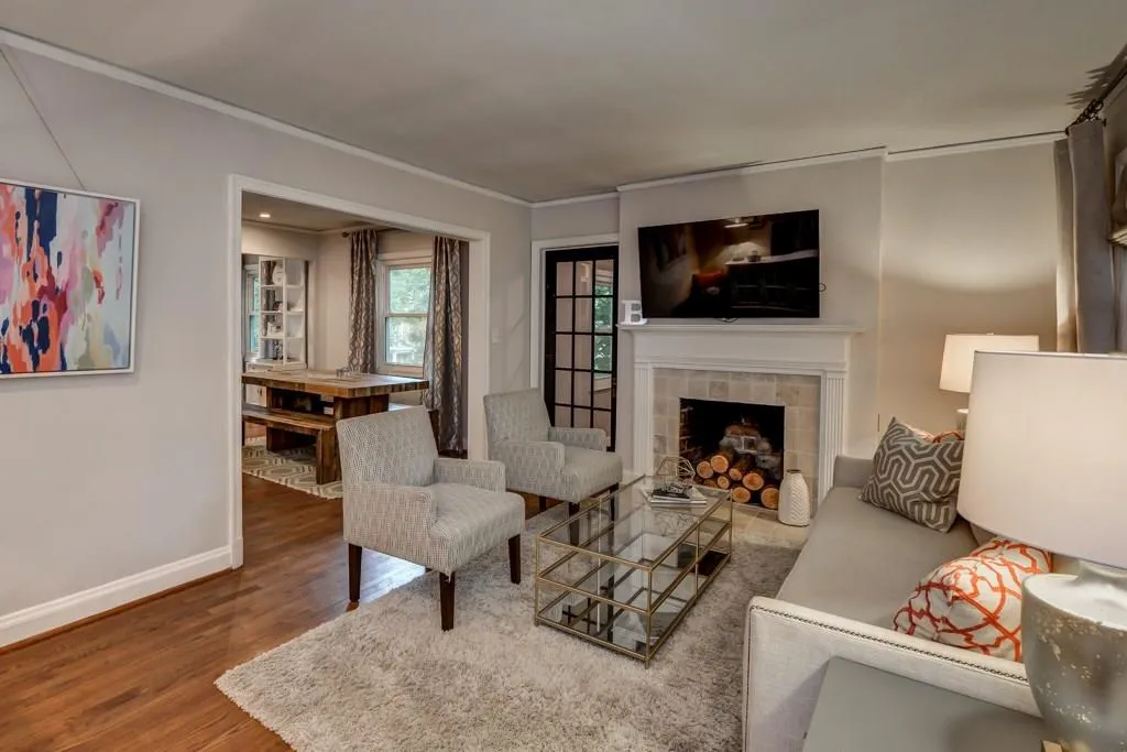 2430 Shenandoah Avenue Ne, Atlanta, Georgia 30305, 3 Bedrooms Bedrooms, ,2 BathroomsBathrooms,Residential,Sold,2430 Shenandoah Avenue Ne,5716817