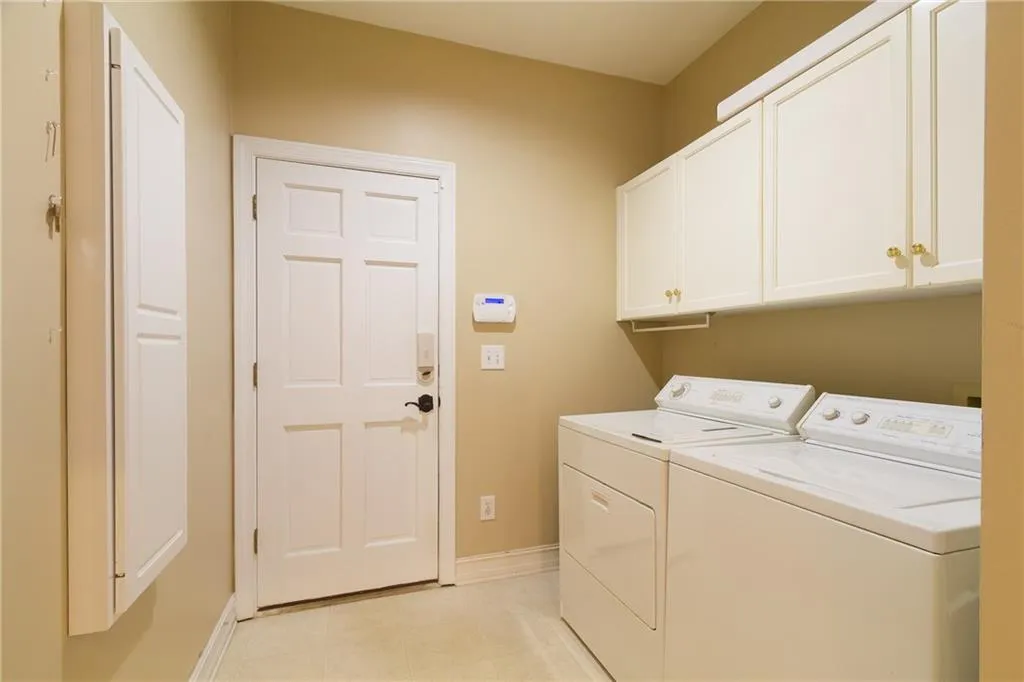 310 Spalding Gates Court, Sandy Springs, Georgia 30328, 4 Bedrooms Bedrooms, ,2 BathroomsBathrooms,Residential,Sold,310 Spalding Gates Court,5769579