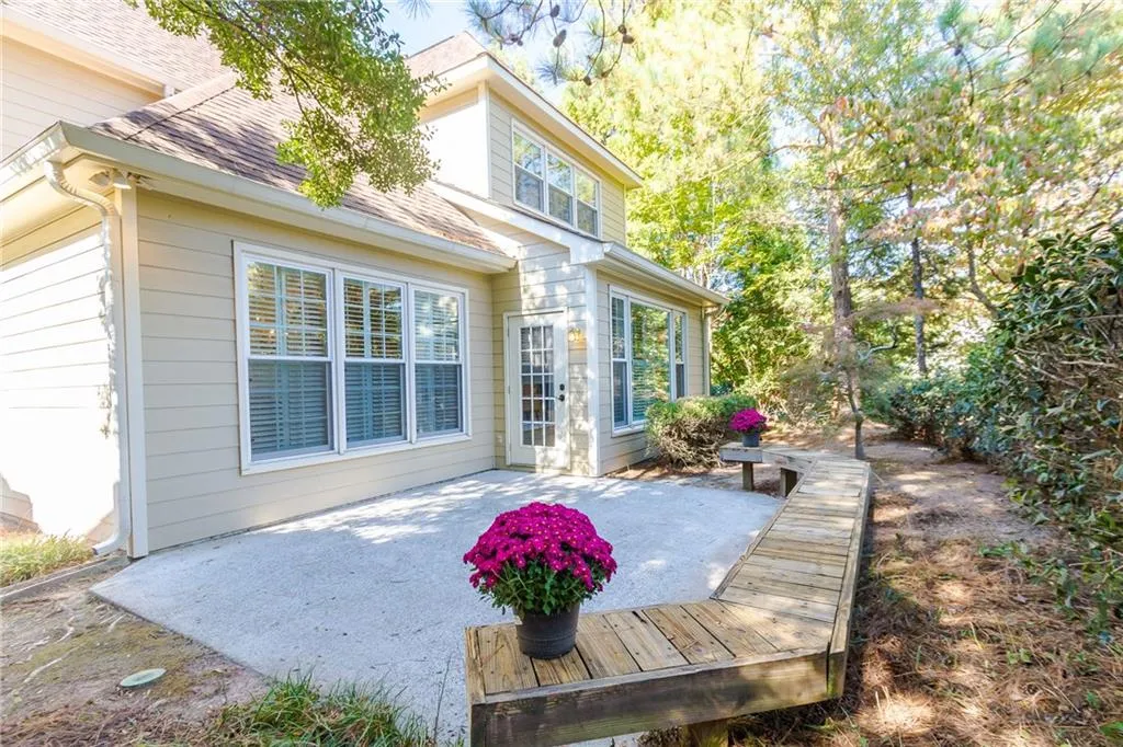 310 Spalding Gates Court, Sandy Springs, Georgia 30328, 4 Bedrooms Bedrooms, ,2 BathroomsBathrooms,Residential,Sold,310 Spalding Gates Court,5769579