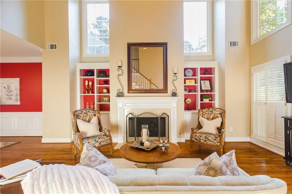 310 Spalding Gates Court, Sandy Springs, Georgia 30328, 4 Bedrooms Bedrooms, ,2 BathroomsBathrooms,Residential,Sold,310 Spalding Gates Court,5769579