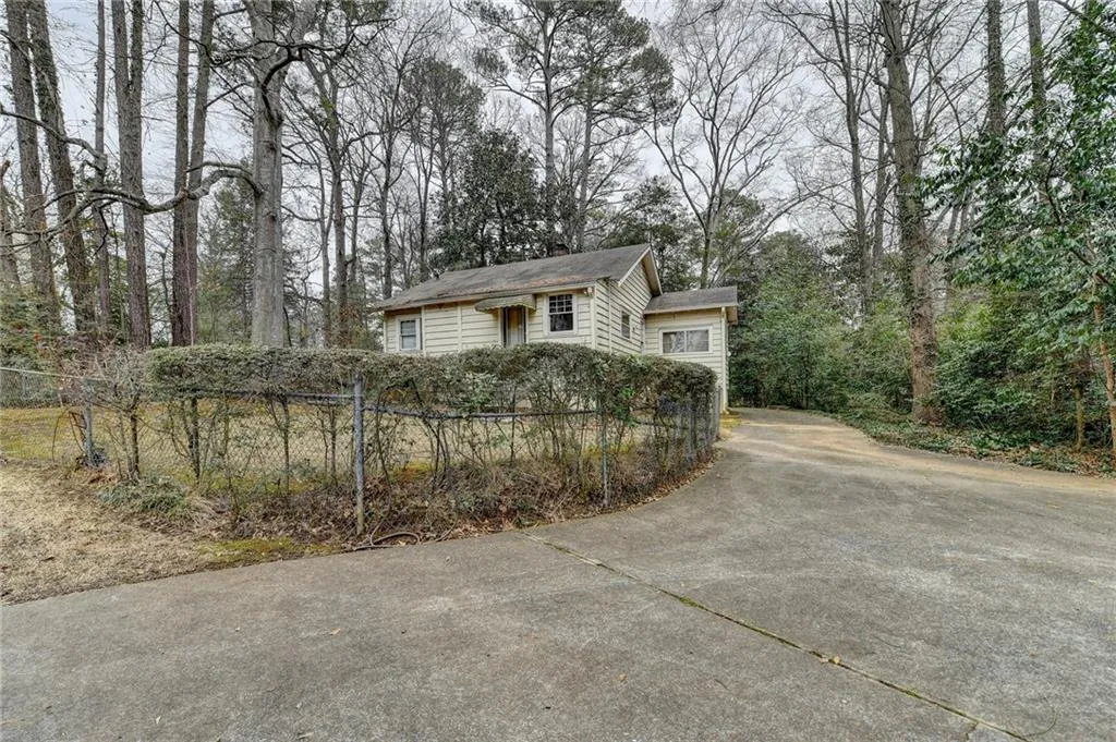 View of back of home