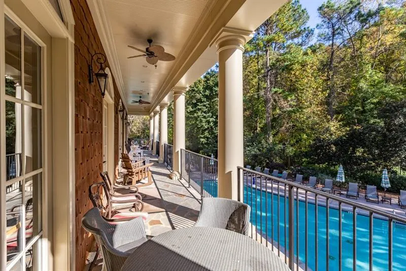 200 River Vista Drive Unit 436, Atlanta, Georgia 30339, 2 Bedrooms Bedrooms, ,2 BathroomsBathrooms,Residential,Sold,200 River Vista Drive Unit 436,6642535