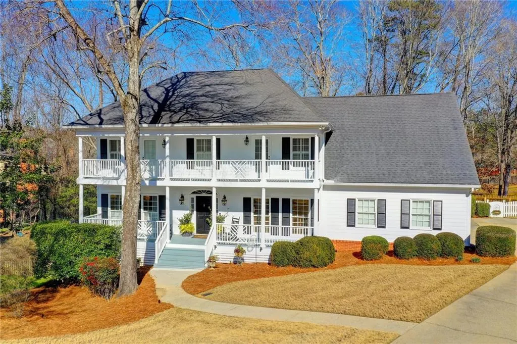 150 Savannah Estates Drive, Sandy Springs, Georgia 30350, 5 Bedrooms Bedrooms, ,4 BathroomsBathrooms,Residential,Sold,150 Savannah Estates Drive,6997125