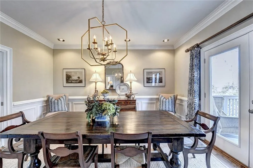 150 Savannah Estates Drive, Sandy Springs, Georgia 30350, 5 Bedrooms Bedrooms, ,4 BathroomsBathrooms,Residential,Sold,150 Savannah Estates Drive,6997125