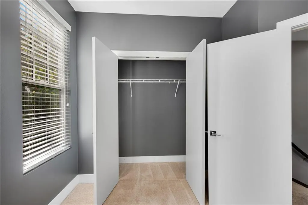 743 Taylor Court, Atlanta, Georgia 30324, 2 Bedrooms Bedrooms, ,2 BathroomsBathrooms,Residential,For Sale,743 Taylor Court,7642528