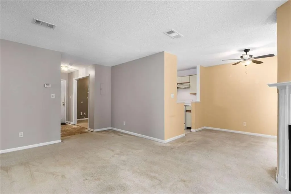 244 13th Street Ne Unit 121, Atlanta, Georgia 30309, 2 Bedrooms Bedrooms, ,1 BathroomBathrooms,Residential,For Sale,244 13th Street Ne Unit 121,7619856