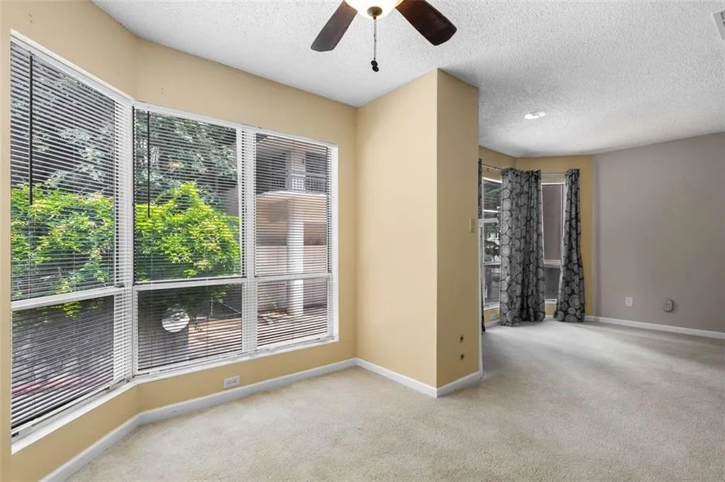 244 13th Street Ne Unit 121, Atlanta, Georgia 30309, 2 Bedrooms Bedrooms, ,1 BathroomBathrooms,Residential,For Sale,244 13th Street Ne Unit 121,7619856