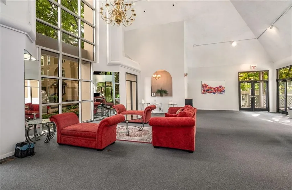 244 13th Street Ne Unit 121, Atlanta, Georgia 30309, 2 Bedrooms Bedrooms, ,1 BathroomBathrooms,Residential,For Sale,244 13th Street Ne Unit 121,7619856