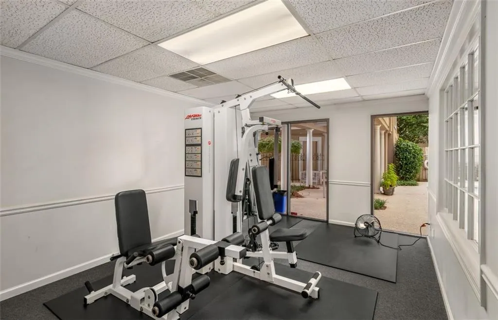 244 13th Street Ne Unit 121, Atlanta, Georgia 30309, 2 Bedrooms Bedrooms, ,1 BathroomBathrooms,Residential,For Sale,244 13th Street Ne Unit 121,7619856