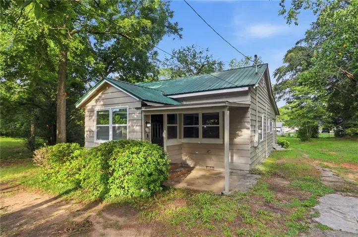 242 N Dogwood Avenue, Social Circle, Georgia 30025