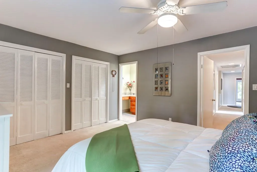 665 Edgewater Trail, Sandy Springs, Georgia 30328, 5 Bedrooms Bedrooms, ,3 BathroomsBathrooms,Residential,Sold,665 Edgewater Trail,6557687