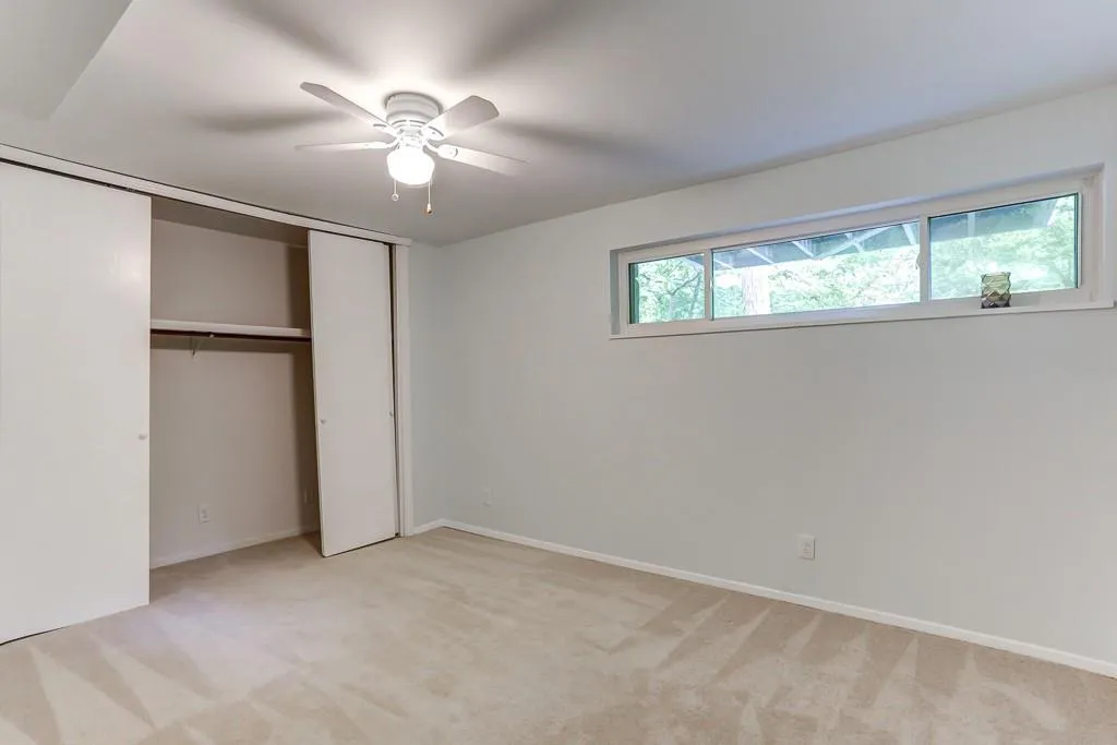 665 Edgewater Trail, Sandy Springs, Georgia 30328, 5 Bedrooms Bedrooms, ,3 BathroomsBathrooms,Residential,Sold,665 Edgewater Trail,6557687