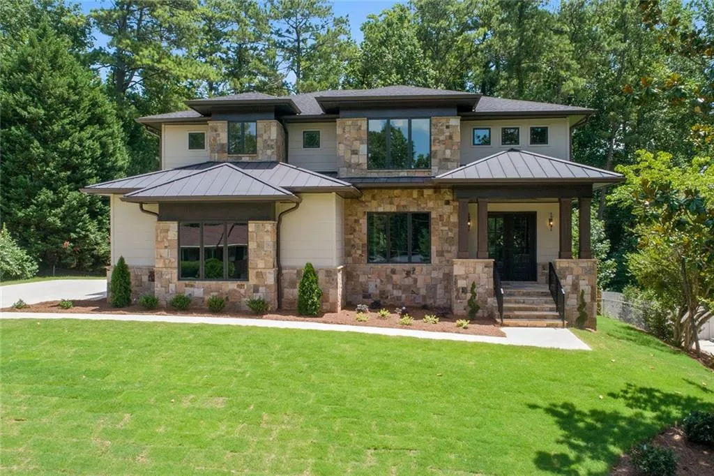 40 Bonnie Lane, Atlanta, Georgia 30328, 5 Bedrooms Bedrooms, ,5 BathroomsBathrooms,Residential,Sold,40 Bonnie Lane,6586819