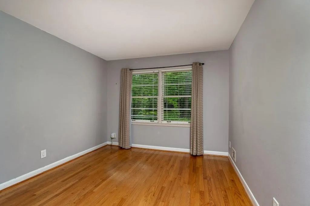 6605 Williamson Drive Ne, Atlanta, Georgia 30328, 5 Bedrooms Bedrooms, ,3 BathroomsBathrooms,Residential,Sold,6605 Williamson Drive Ne,6882111