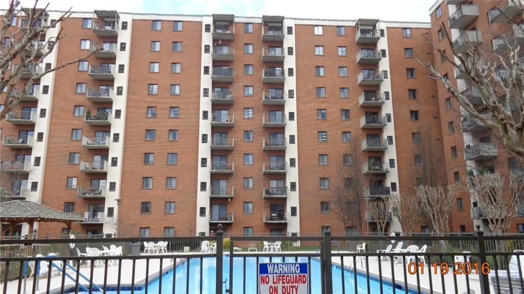 300 Johnson Ferry Road Ne Unit B709, Sandy Springs, Georgia 30328, 1 Bedroom Bedrooms, ,1 BathroomBathrooms,Residential,Sold,300 Johnson Ferry Road Ne Unit B709,5638458