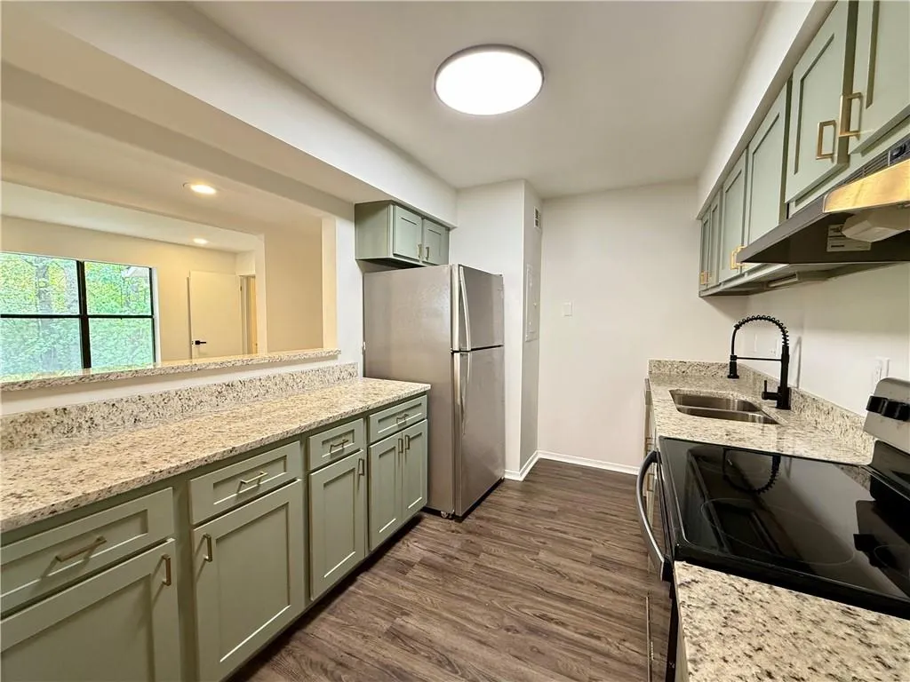 1912 Huntingdon Chase, Atlanta, Georgia 30350, 2 Bedrooms Bedrooms, ,2 BathroomsBathrooms,Residential,For Sale,1912 Huntingdon Chase,7663628