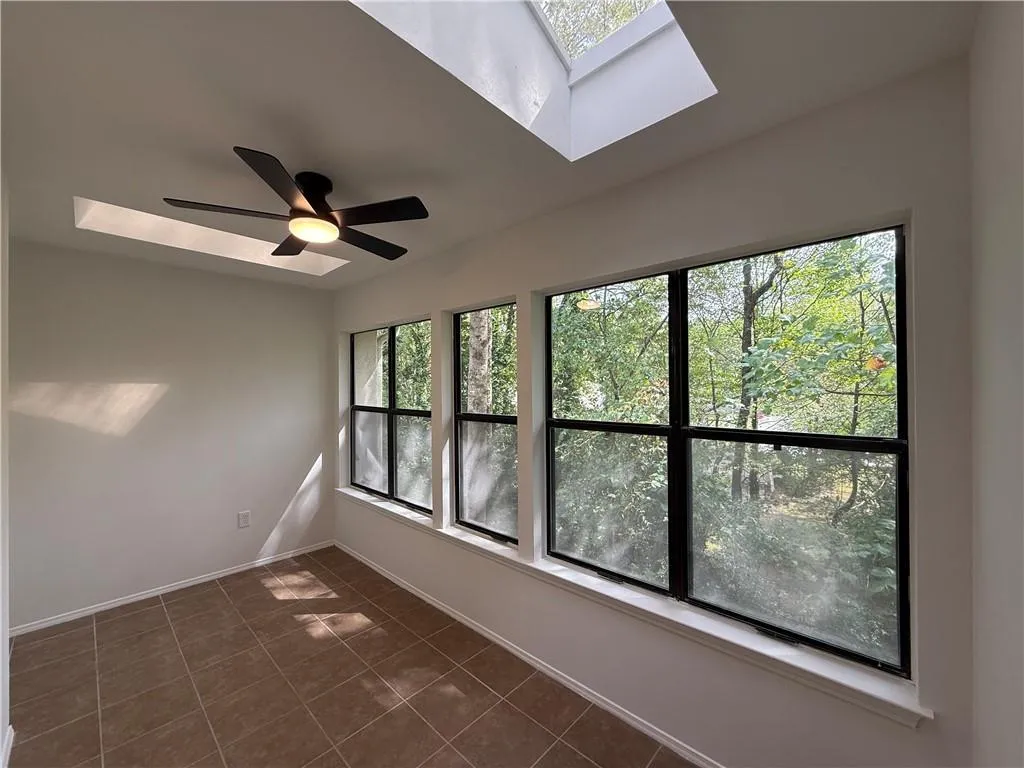 1912 Huntingdon Chase, Atlanta, Georgia 30350, 2 Bedrooms Bedrooms, ,2 BathroomsBathrooms,Residential,For Sale,1912 Huntingdon Chase,7663628