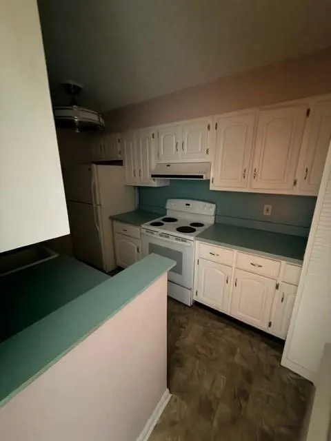 30 Arpege Way Nw, Atlanta, Georgia 30327, 2 Bedrooms Bedrooms, 0 ,2 BathroomsBathrooms,Residential,For Sale,30 Arpege Way Nw,7762426