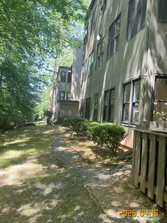 30 Arpege Way Nw, Atlanta, Georgia 30327, 2 Bedrooms Bedrooms, 0 ,2 BathroomsBathrooms,Residential,For Sale,30 Arpege Way Nw,7762426