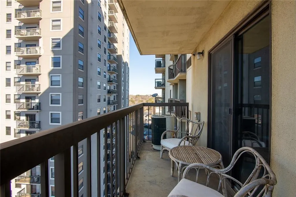 795 Hammond Drive Unit 1608, Sandy Springs, Georgia 30328, 1 Bedroom Bedrooms, ,1 BathroomBathrooms,Residential,Sold,795 Hammond Drive Unit 1608,6837410
