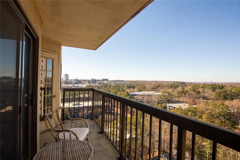795 Hammond Drive Unit 1608, Sandy Springs, Georgia 30328, 1 Bedroom Bedrooms, ,1 BathroomBathrooms,Residential,Sold,795 Hammond Drive Unit 1608,6837410