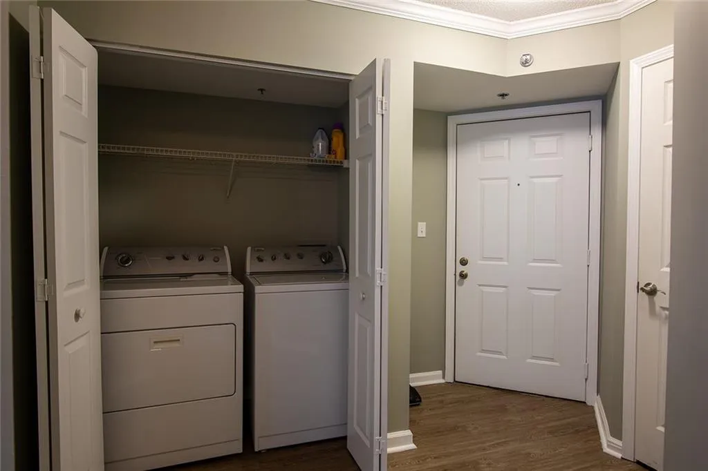 795 Hammond Drive Unit 1608, Sandy Springs, Georgia 30328, 1 Bedroom Bedrooms, ,1 BathroomBathrooms,Residential,Sold,795 Hammond Drive Unit 1608,6837410