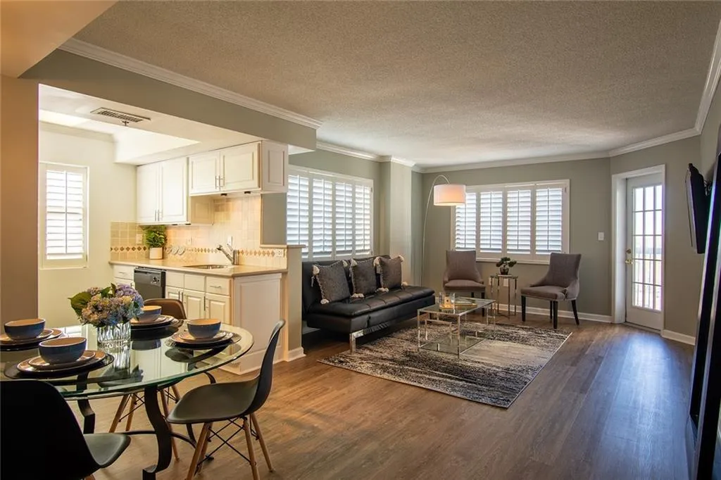 795 Hammond Drive Unit 1608, Sandy Springs, Georgia 30328, 1 Bedroom Bedrooms, ,1 BathroomBathrooms,Residential,Sold,795 Hammond Drive Unit 1608,6837410