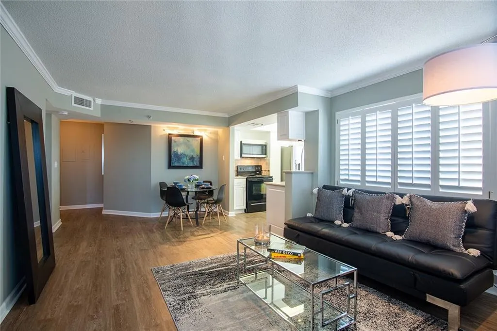 795 Hammond Drive Unit 1608, Sandy Springs, Georgia 30328, 1 Bedroom Bedrooms, ,1 BathroomBathrooms,Residential,Sold,795 Hammond Drive Unit 1608,6837410