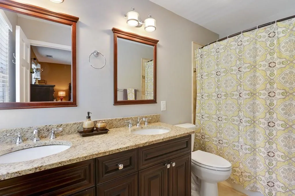 7225 Hunters Branch Drive, Sandy Springs, Georgia 30328, 4 Bedrooms Bedrooms, ,3 BathroomsBathrooms,Residential,Sold,7225 Hunters Branch Drive,6724785