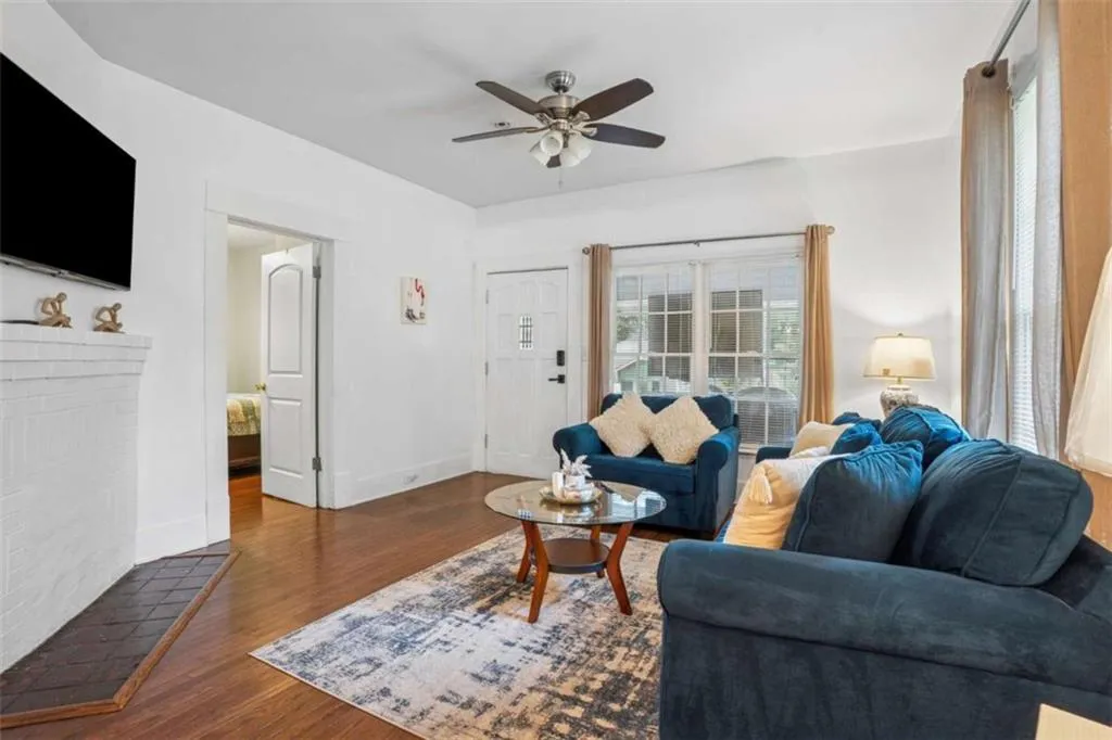 25 Johnson Road, Atlanta, Georgia 30318, 3 Bedrooms Bedrooms, ,1 BathroomBathrooms,Residential,For Sale,25 Johnson Road,7645362
