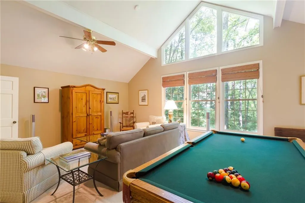 210 Old College Way, Sandy Springs, Georgia 30328, 4 Bedrooms Bedrooms, ,3 BathroomsBathrooms,Residential,Sold,210 Old College Way,5850989