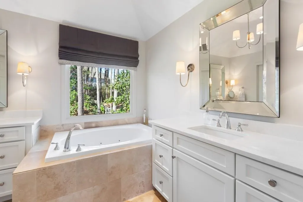 40 Messina Way, Sandy Springs, Georgia 30328, 5 Bedrooms Bedrooms, ,3 BathroomsBathrooms,Residential,Sold,40 Messina Way,7011276