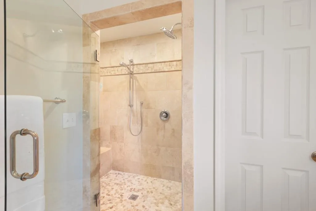 40 Messina Way, Sandy Springs, Georgia 30328, 5 Bedrooms Bedrooms, ,3 BathroomsBathrooms,Residential,Sold,40 Messina Way,7011276