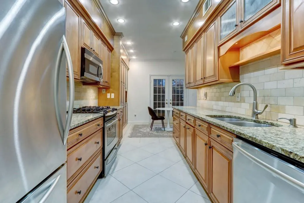 3520 Vinings Ridge Court, Atlanta, Georgia 30339, 3 Bedrooms Bedrooms, ,2 BathroomsBathrooms,Residential,For Sale,3520 Vinings Ridge Court,7663274