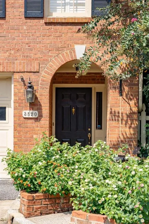 3520 Vinings Ridge Court, Atlanta, Georgia 30339, 3 Bedrooms Bedrooms, ,2 BathroomsBathrooms,Residential,For Sale,3520 Vinings Ridge Court,7663274