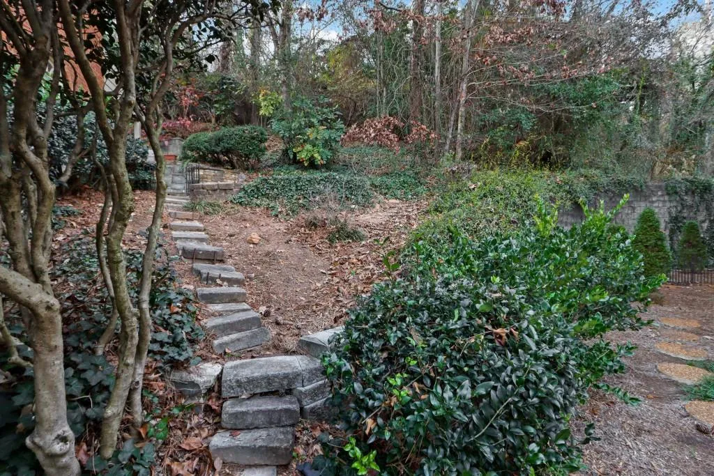 3520 Vinings Ridge Court, Atlanta, Georgia 30339, 3 Bedrooms Bedrooms, ,2 BathroomsBathrooms,Residential,For Sale,3520 Vinings Ridge Court,7663274